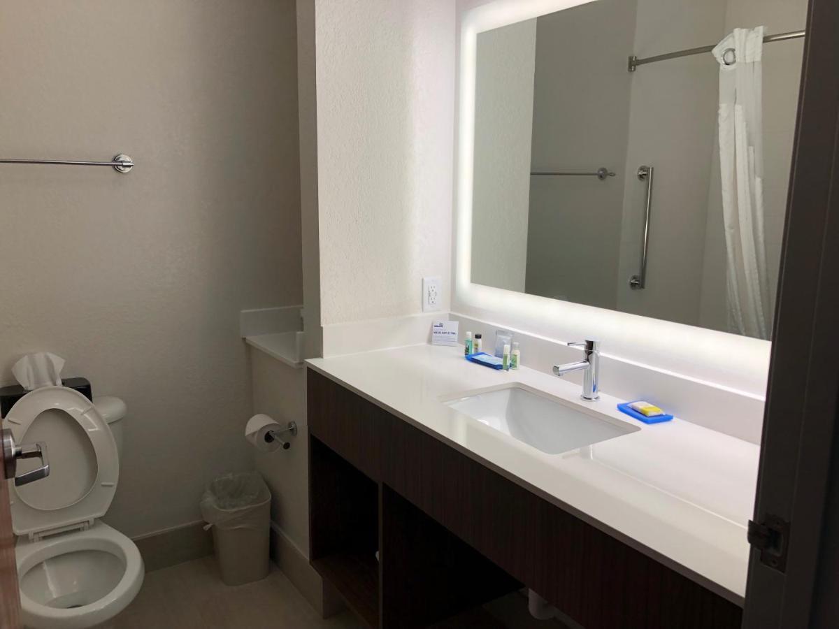 Holiday Inn Express Hotel & Suites Franklin By Ihg Esterno foto