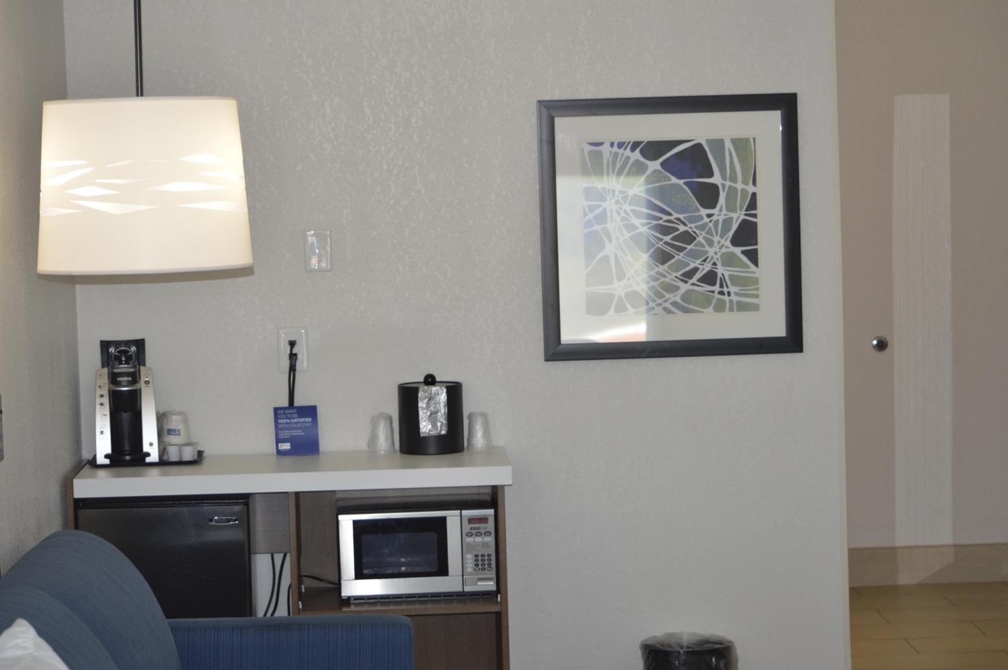 Holiday Inn Express Hotel & Suites Franklin By Ihg Esterno foto