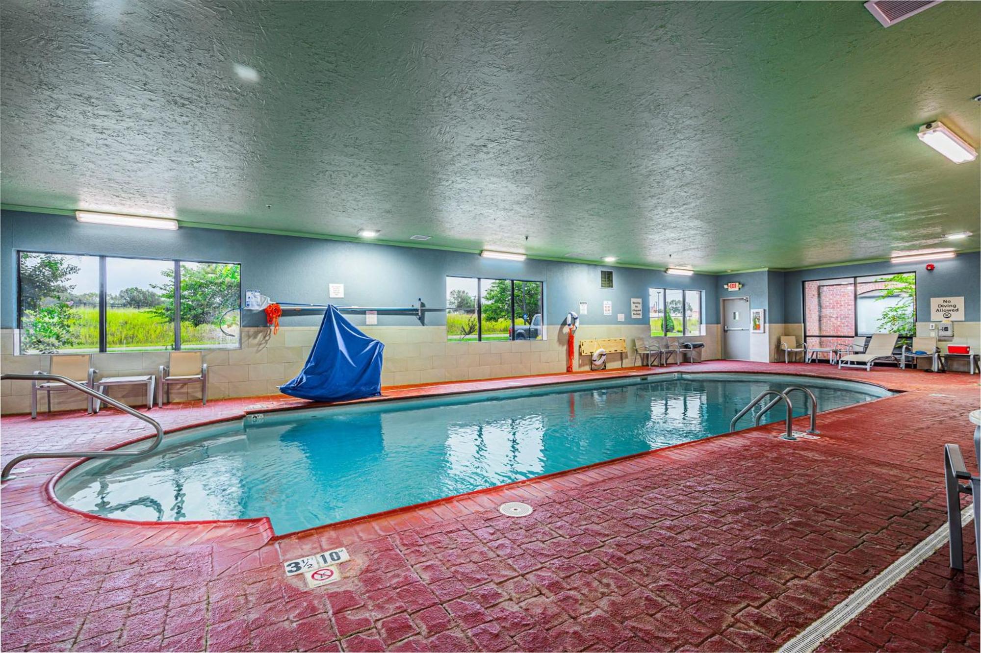 Holiday Inn Express Hotel & Suites Franklin By Ihg Esterno foto