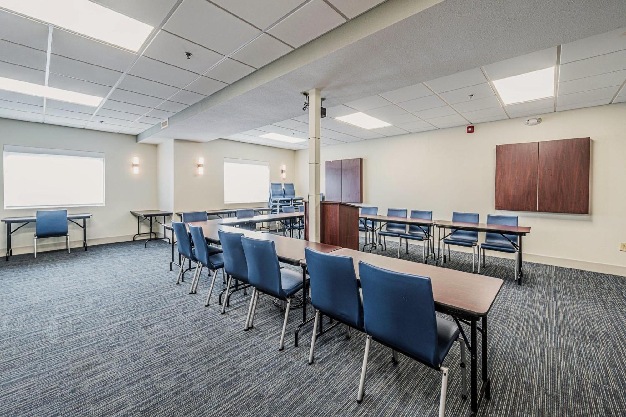 Holiday Inn Express Hotel & Suites Franklin By Ihg Esterno foto