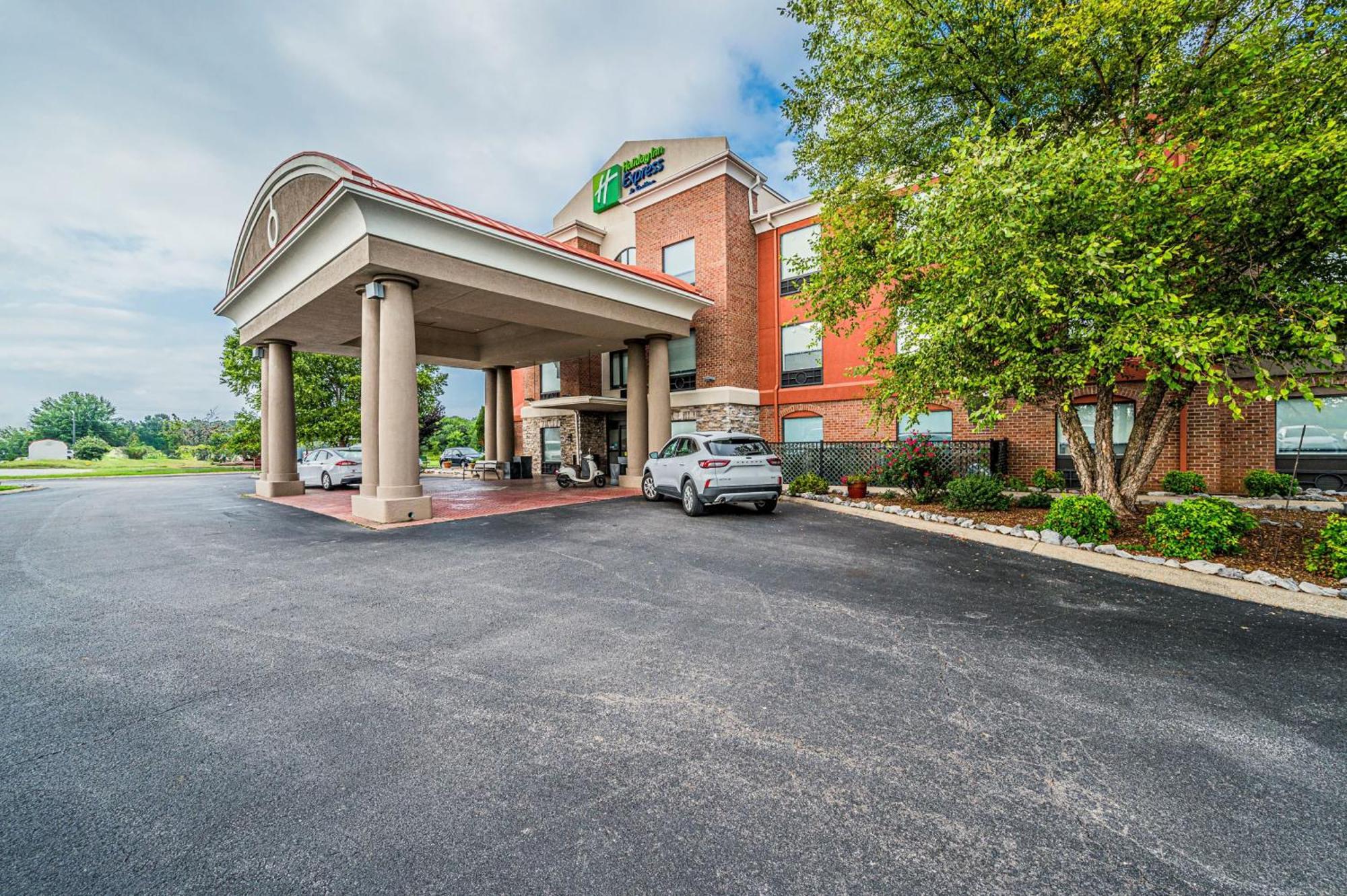 Holiday Inn Express Hotel & Suites Franklin By Ihg Esterno foto
