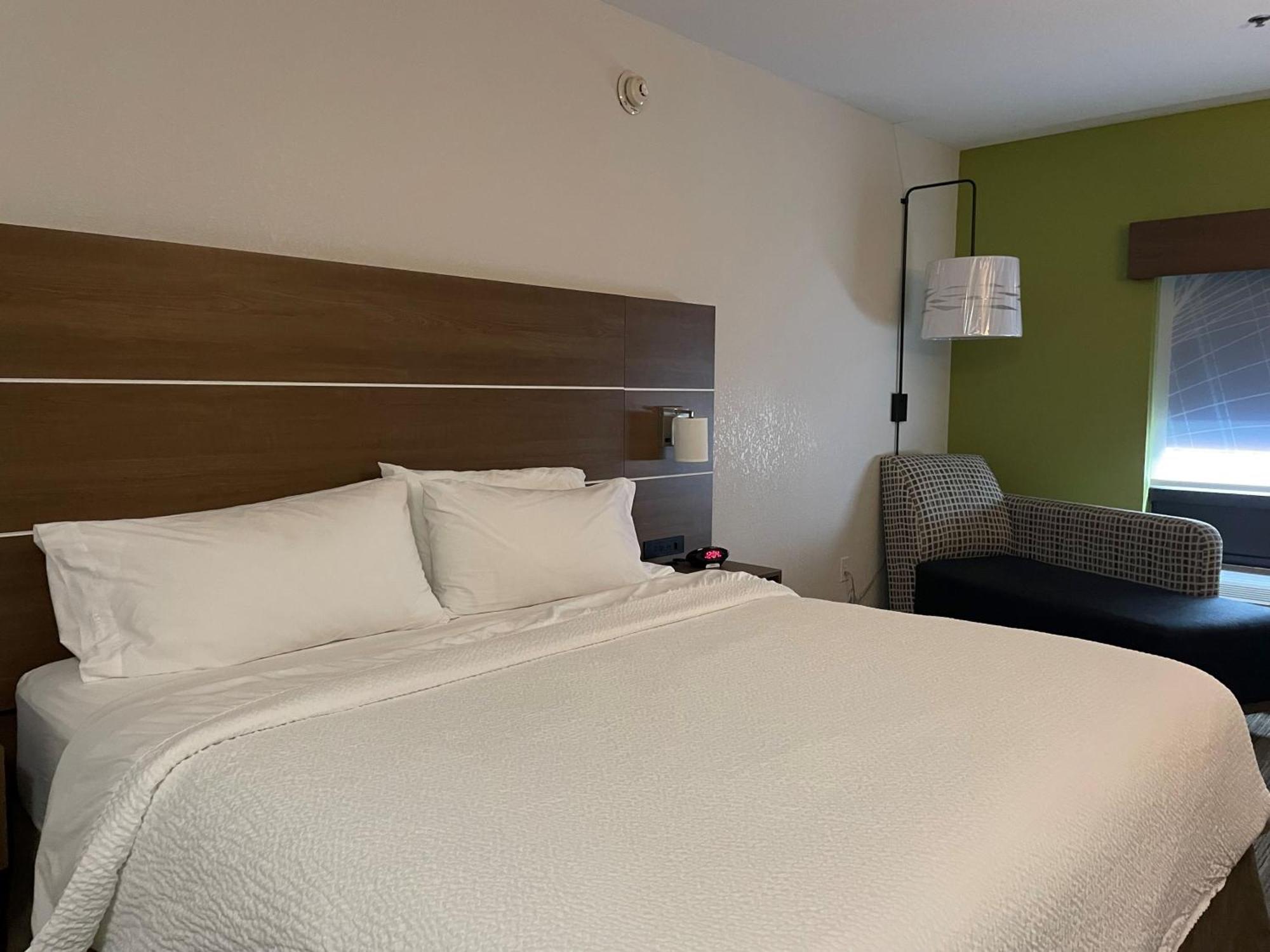 Holiday Inn Express Hotel & Suites Franklin By Ihg Esterno foto